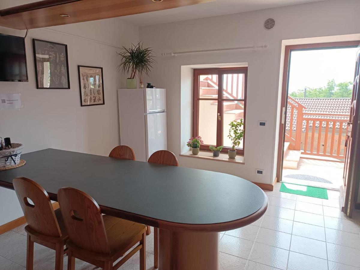 Casa Vacanze Lavanda & Rosmarino Telve Екстериор снимка